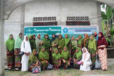 Zulaikhah Hadiri Isra Mikraj di Desa Nusantara Jaya